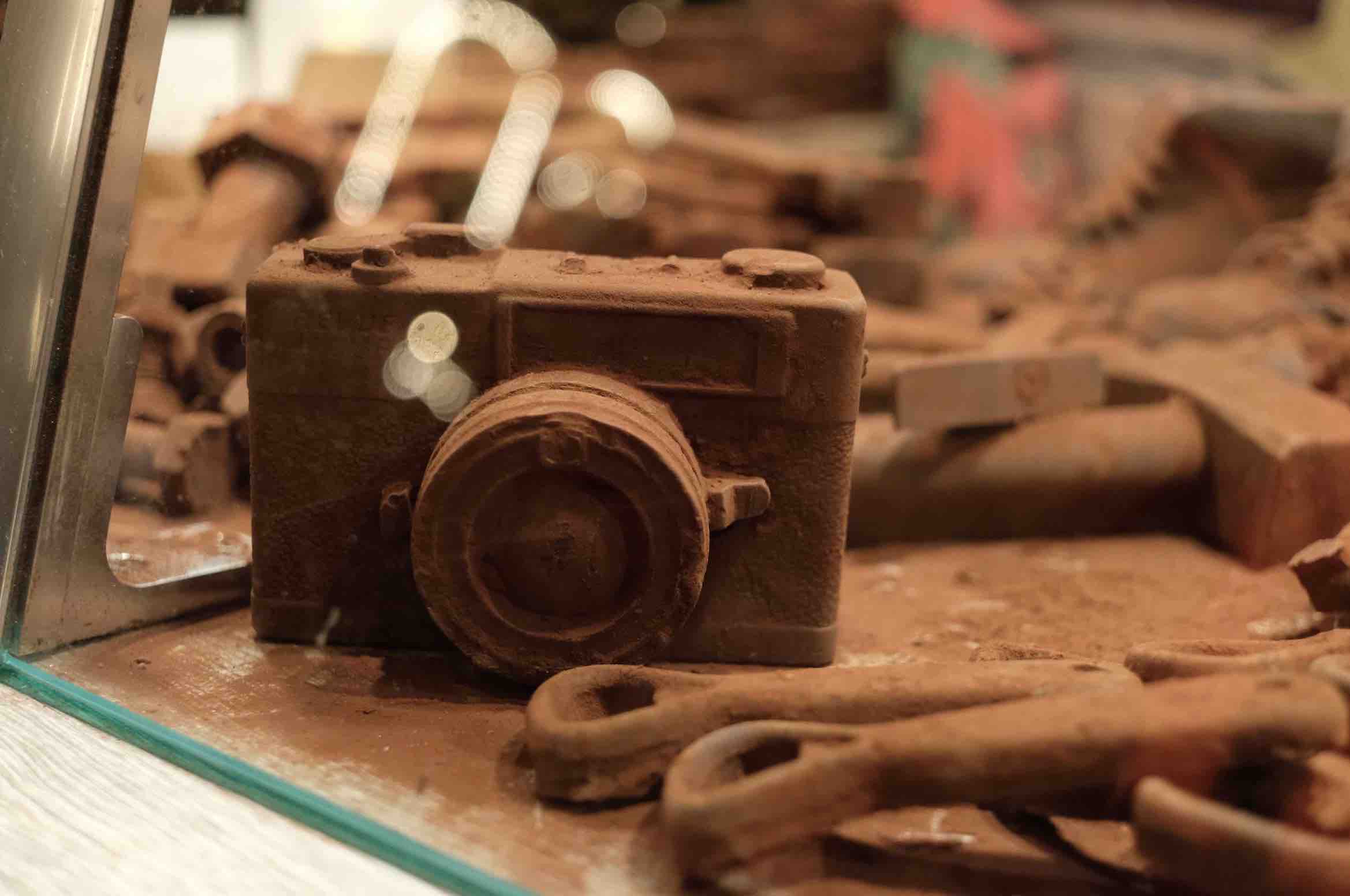 Fujifilm X-E3 with XF27mm at the Christmas Market. ISO2500, F2.8, 1/60