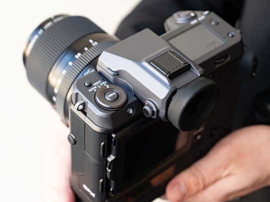 Fujifilm GFX 100 Media Slides: 50% faster AF with Phase Detection at -2
